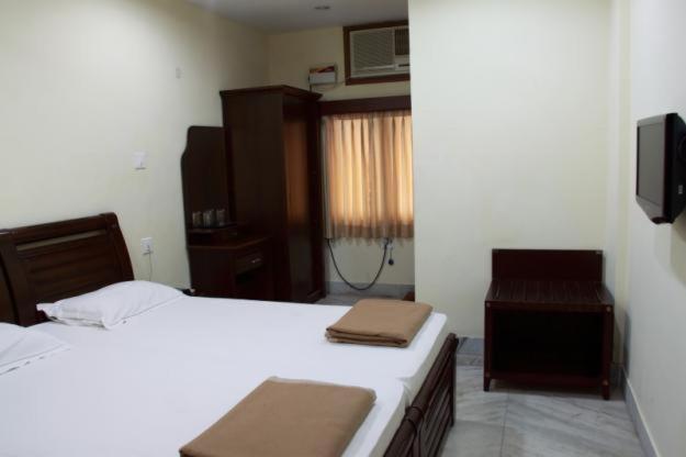 צ'נאי Lloyds Guest House, North Boag Road, T. Nagar חדר תמונה